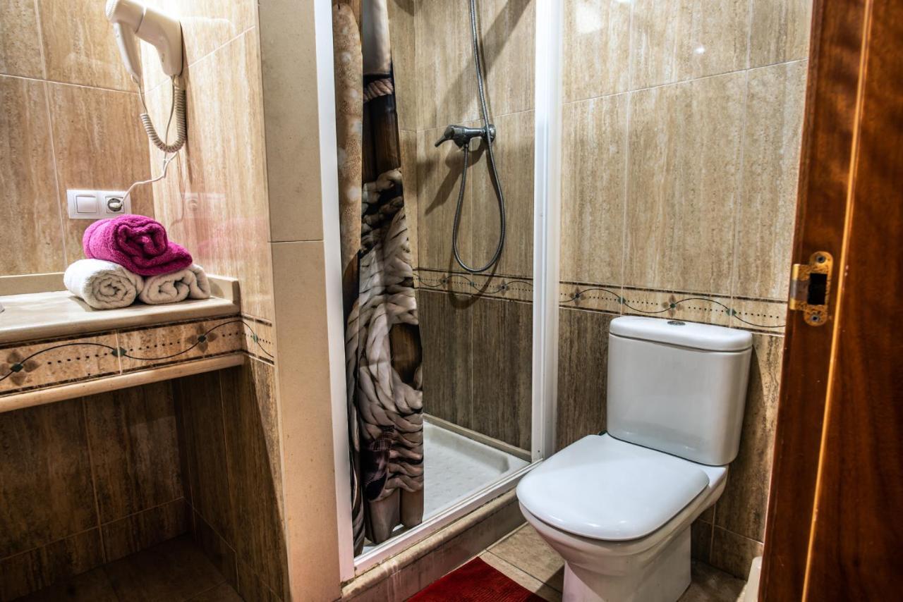 Apartaments Yaco Lloret de Mar Exteriör bild