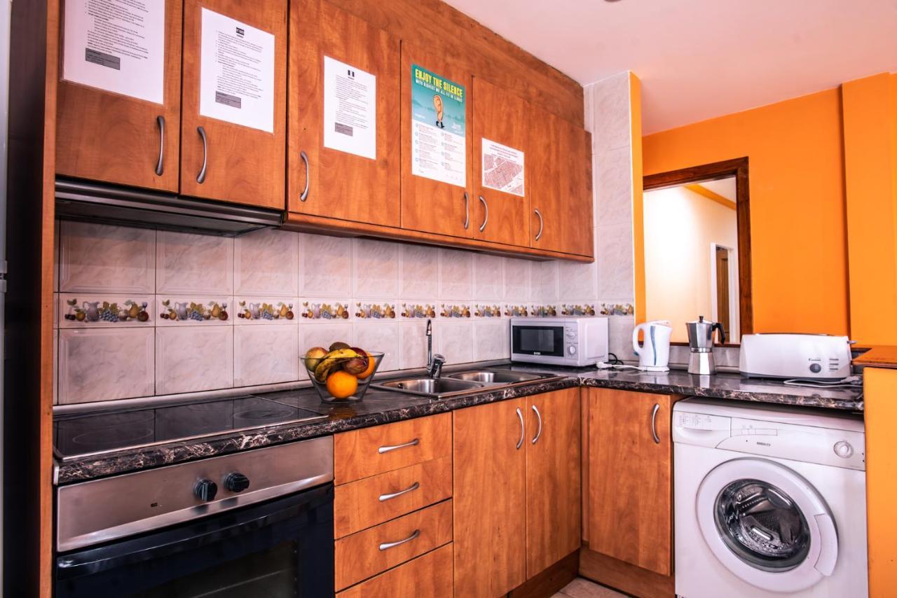 Apartaments Yaco Lloret de Mar Exteriör bild