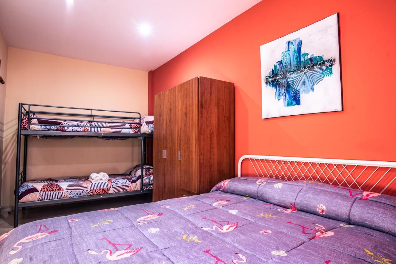 Apartaments Yaco Lloret de Mar Exteriör bild