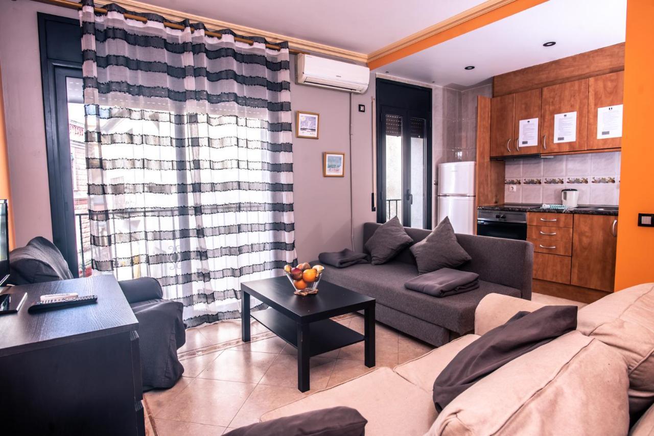 Apartaments Yaco Lloret de Mar Exteriör bild